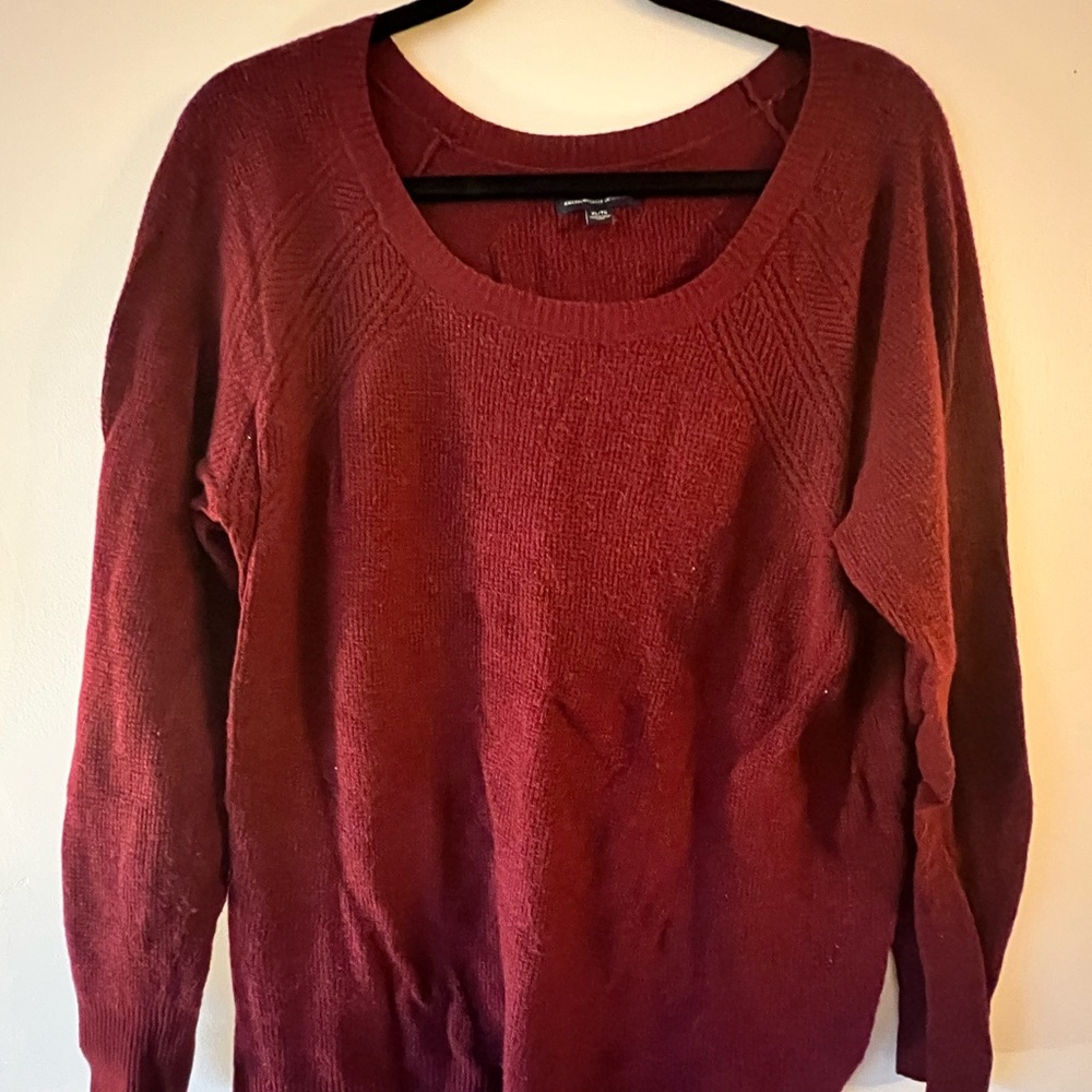 American Eagle Dark red sweater